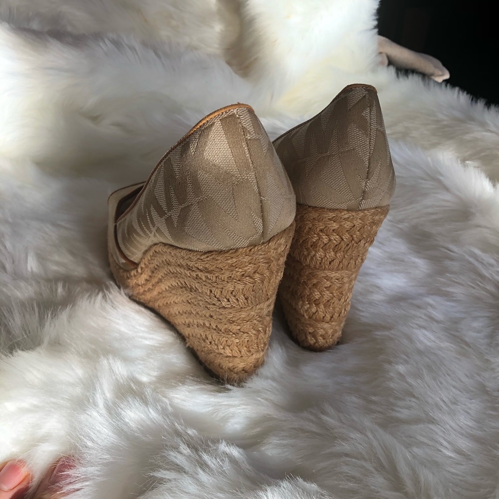 Wedges - Picture 3 of 3